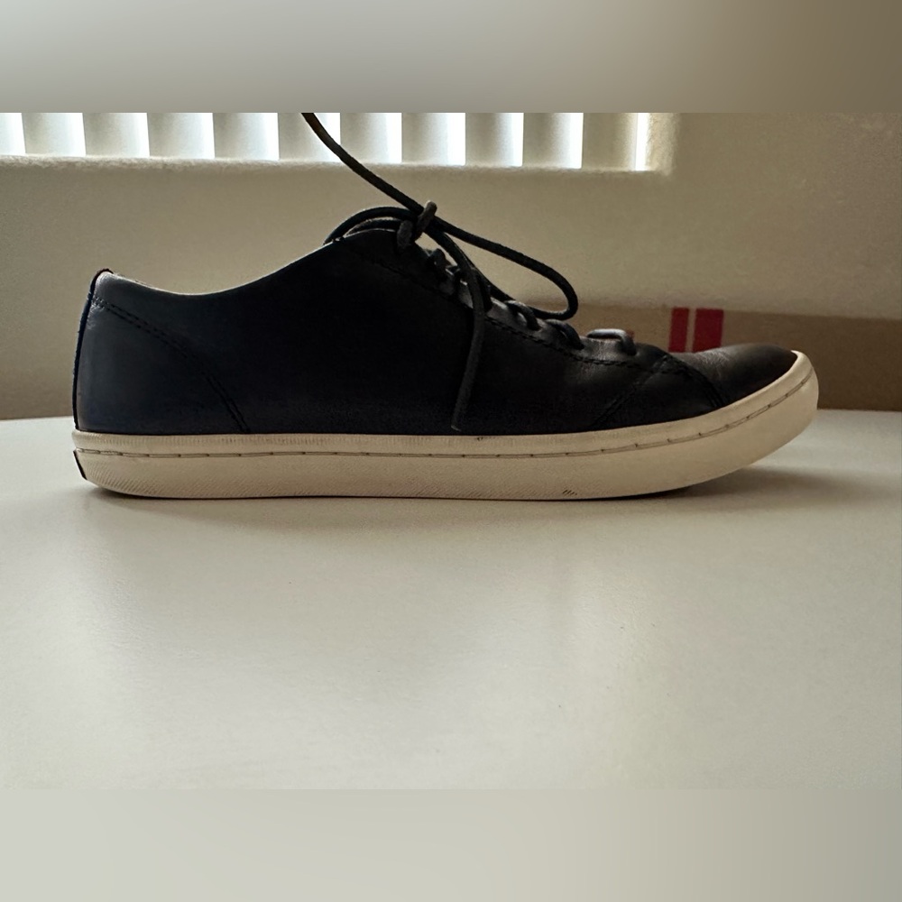 Cole Haan lush leather sneakers - Picture 4 of 4